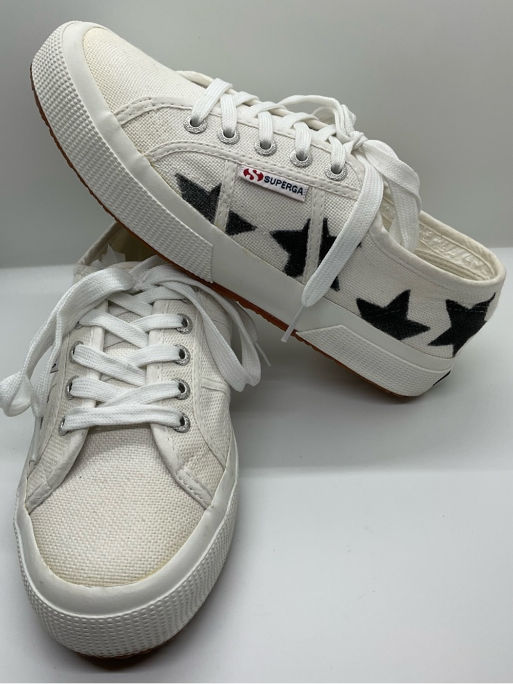 Nordstrom SUPERGA Classic Trainers, White w/Black Stars Womans 7.5 Sneakers CUTE